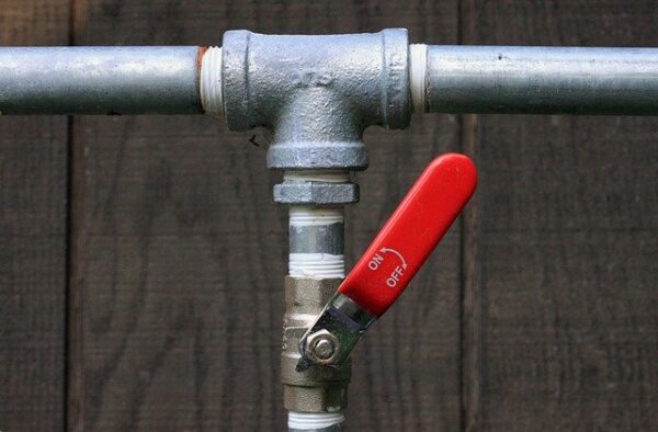 plumbing-1433606_640